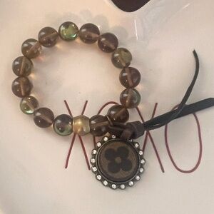 Cute brownish green fashion bracelet